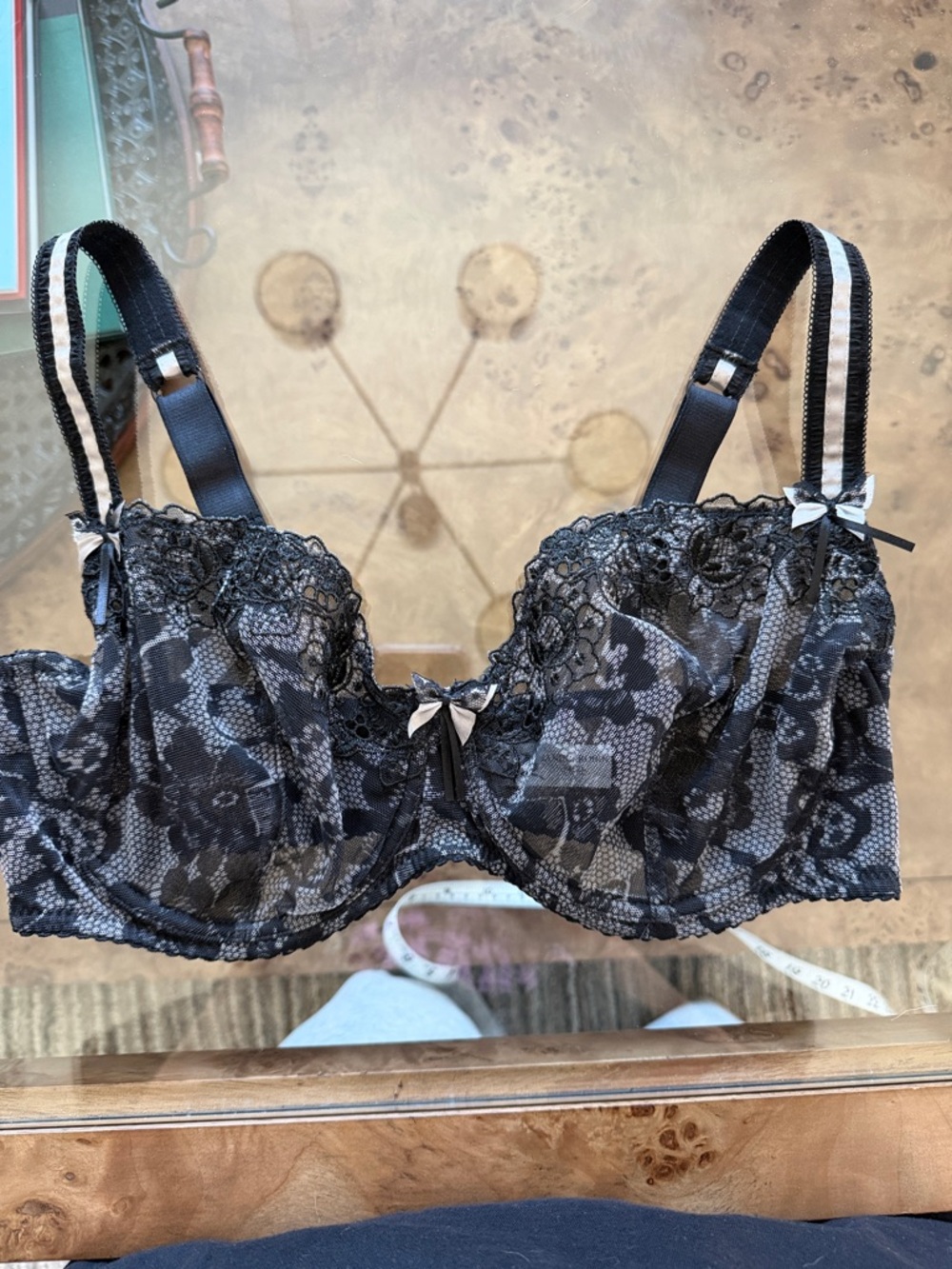 Black Lace Underwire Bra with Contrast Straps